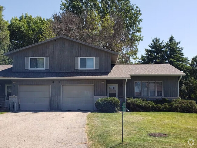 Building Photo - 6844 Sunset Meadow Dr