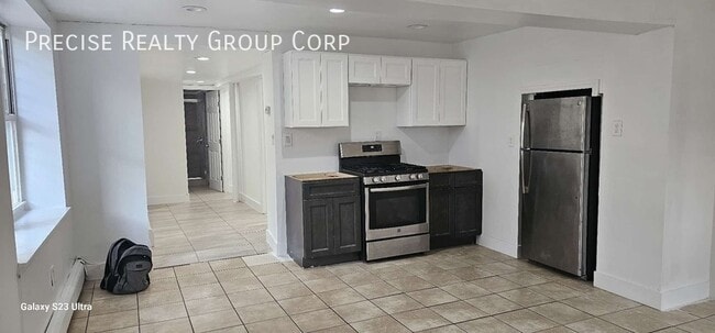 Photo - 18 Highland Ave Apartment