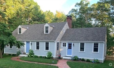Building Photo - 124 Ferry St