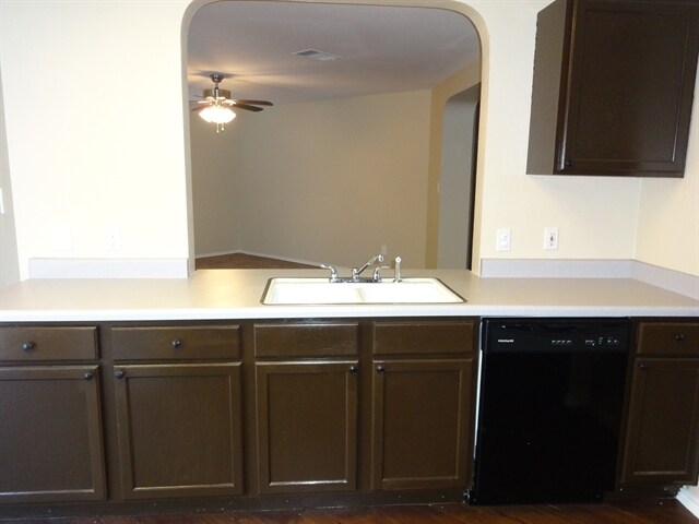 Building Photo - 1212 Afghan Path