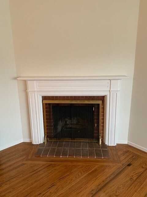 Fireplace - 328 San Rey Ave