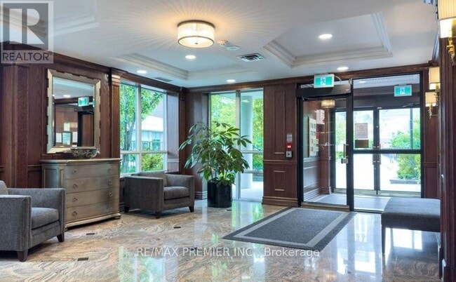 Building Photo - 17 Michael Power Pl