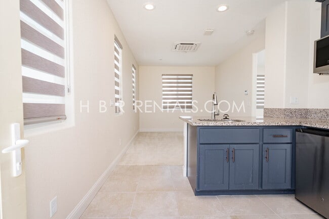 Building Photo - 2299 Jessica Way