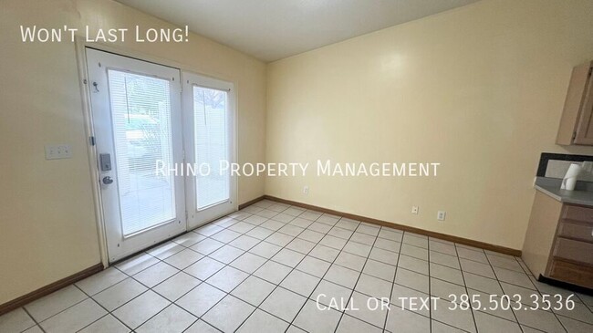 Building Photo - 4770 Old Church Ct