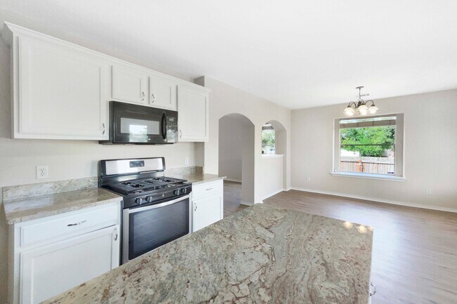 Building Photo - 14300 Nestle Ct