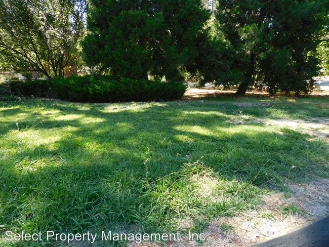 Building Photo - 2 br, 1 bath Apartment - 714 Willow Street