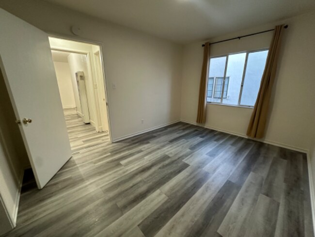 Foto del edificio - 1708 Euclid Ave