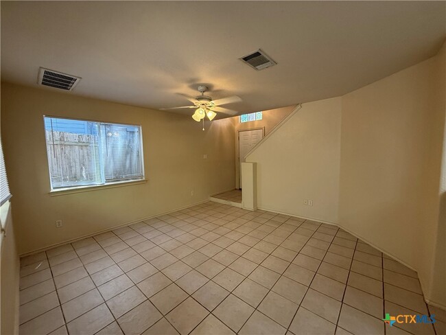 Building Photo - 849 Sagewood Trail
