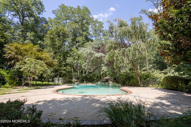 Foto del edificio - 101 Nolan Rd