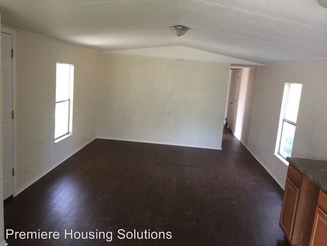 Building Photo - 2 br, 1 bath House - 6502 Sandra Drive