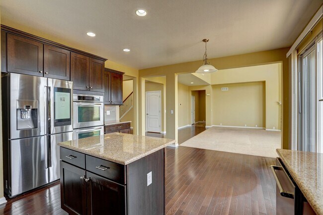 Building Photo - Executive Rental in Anthem