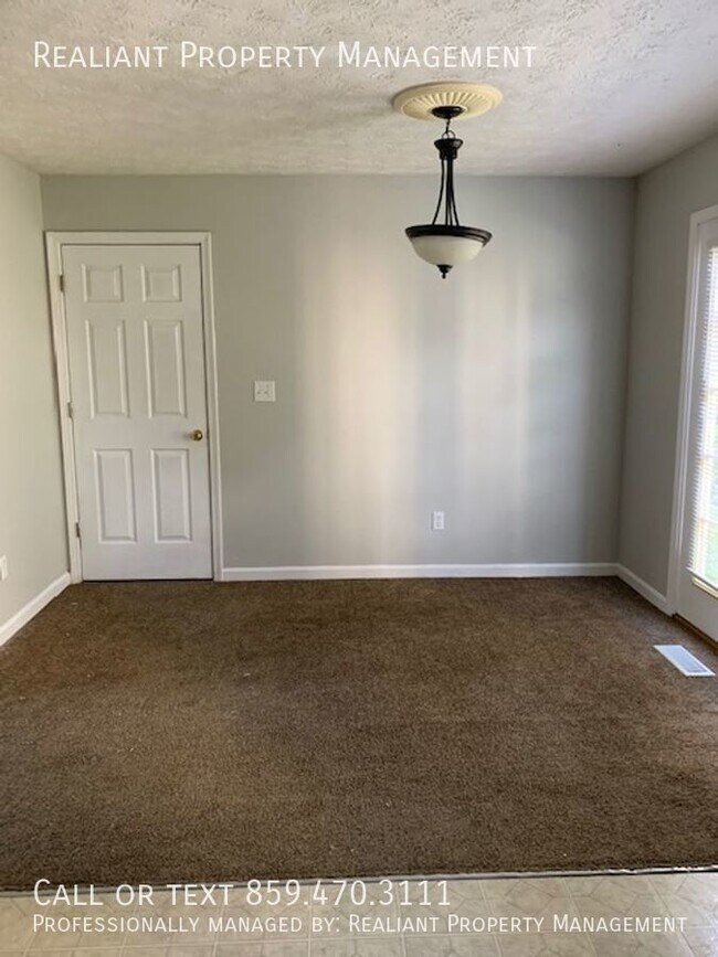 Building Photo - 3851 Sugar Creek Dr