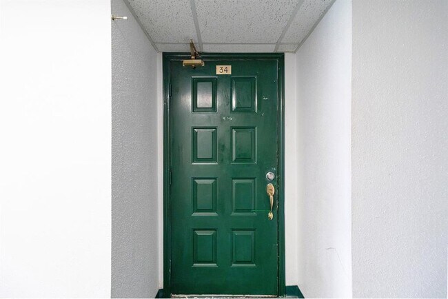 Foto del edificio - 2826 S Bartell Dr