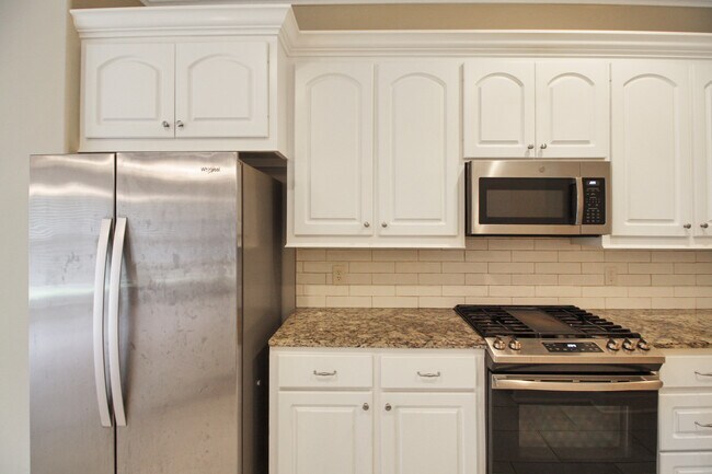 Foto del edificio - 203 Buttonwood Ln