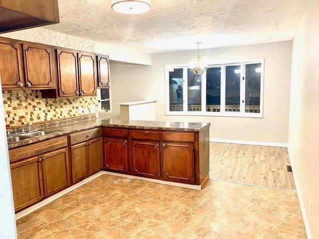 Foto del edificio - 6708 Grand Ave