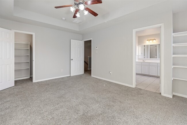 Building Photo - 18410 Alemarble Oak St