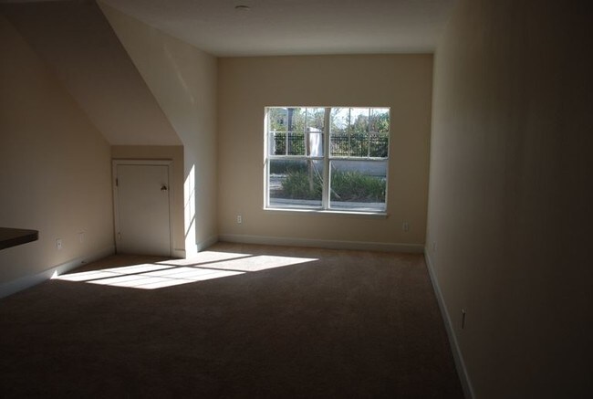 Foto del edificio - 4766 Everglades Cir