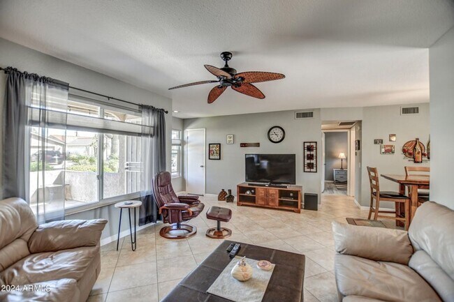 Foto del edificio - Available starting on 11/1/2024. Welcome t...