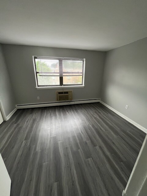 Foto del edificio - 137 Evergreen Ave