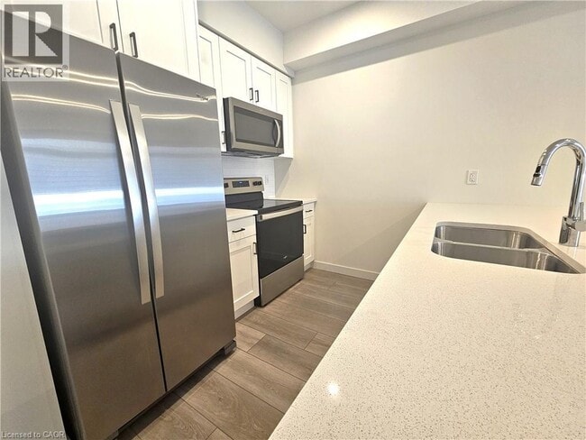 Building Photo - 405 Myers Rd