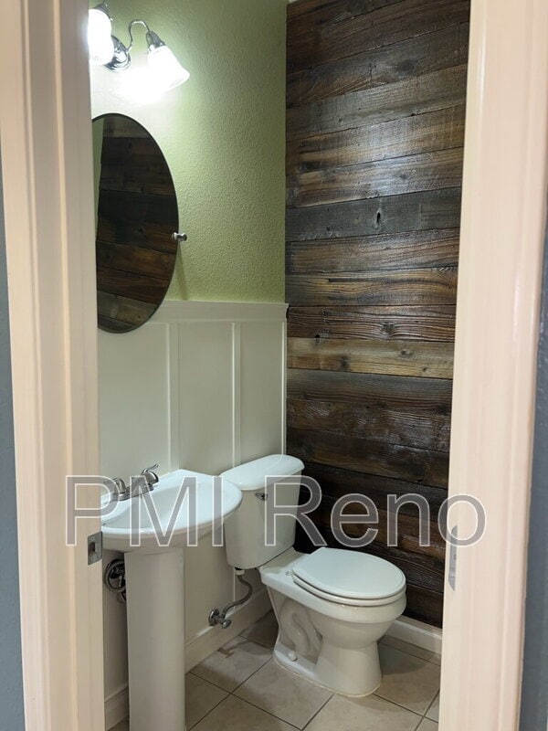 Building Photo - 9274 Lone Wolf Cir