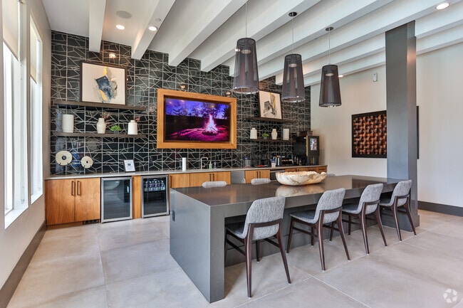 Clubhouse - Icon Apartment Homes at Hardin Valley