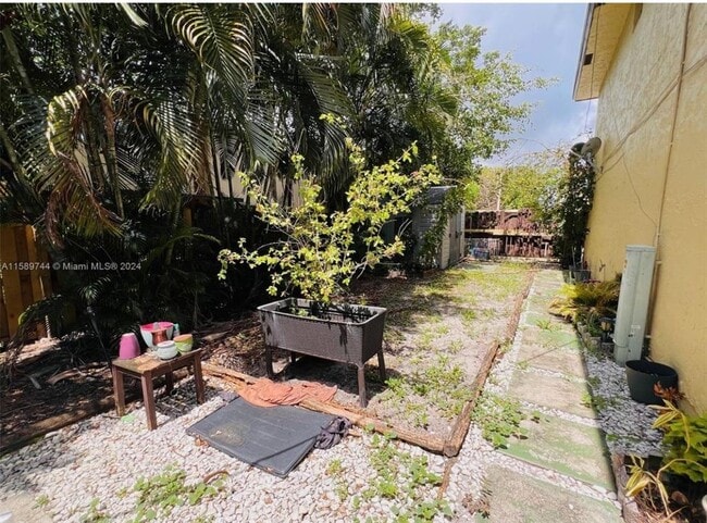 Foto del edificio - 6534 SW 41st St