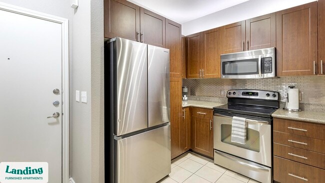 Building Photo - 15777 Quorum Dr