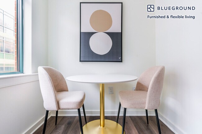 Foto del edificio - 400 8th St NW