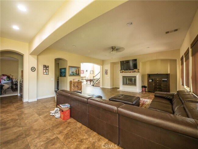 Building Photo - 8287 Soft Winds Dr