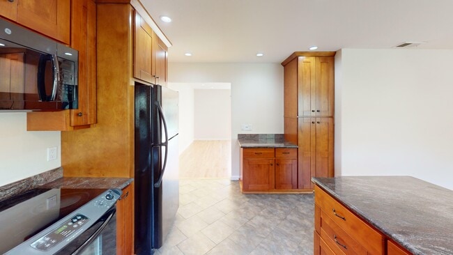 Building Photo - 207 Knight Dr