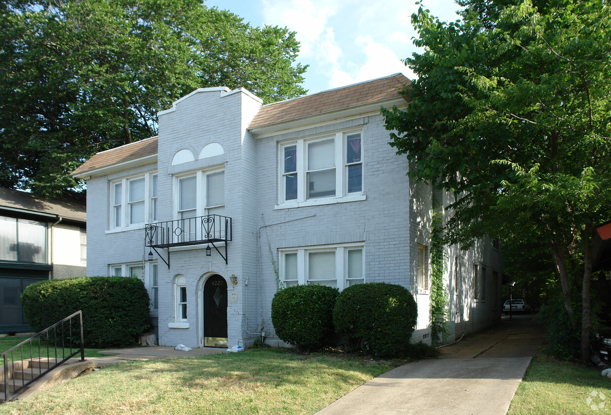 Primary Photo - 4227 Wycliff Ave