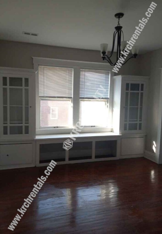 Building Photo - 2-Bedroom Home in the Northeast Neighborhood