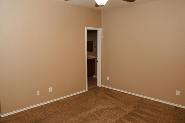 Building Photo - 1747 Bonnyton Ln