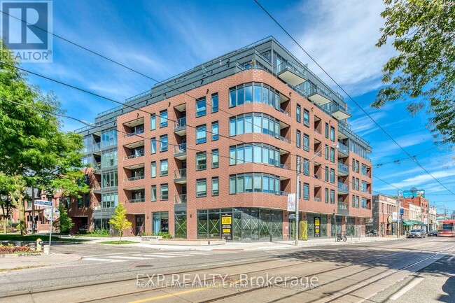 Building Photo - 5 Lakeview Ave