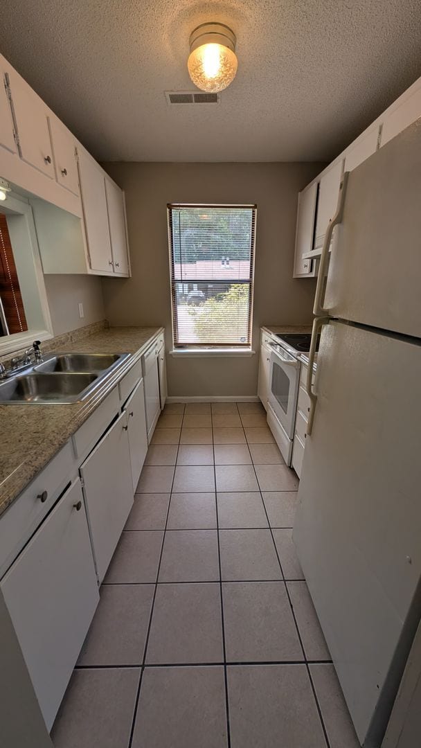 Foto del edificio - Spacious 2BD/2BA Duplex