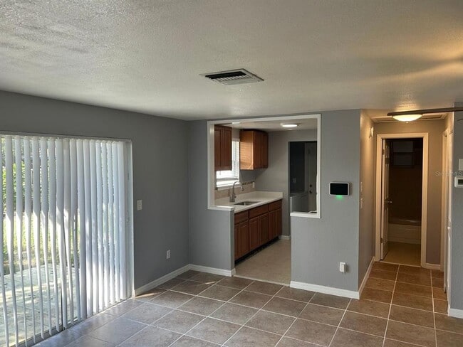 Foto del edificio - 5116 Kirkland Ave
