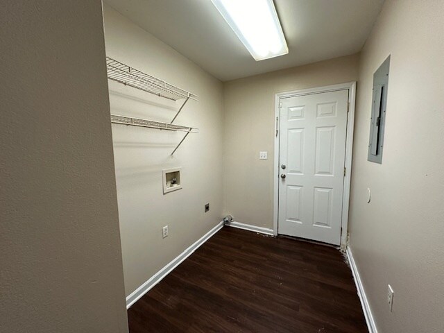 Building Photo - 5443 Banyan Trace Dr