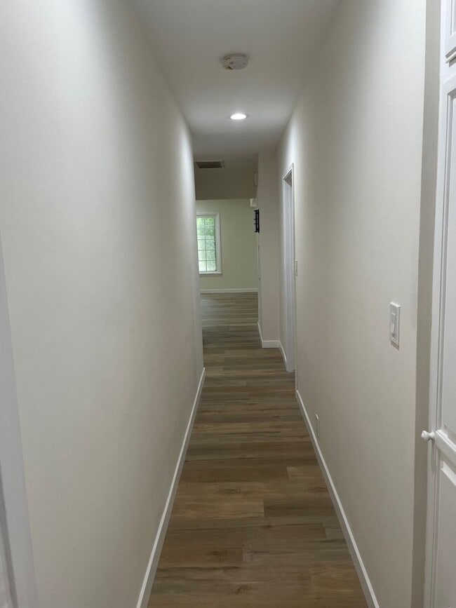 Building Photo - AMAZING PASADENA HOME- COMPLETELY REMODELED