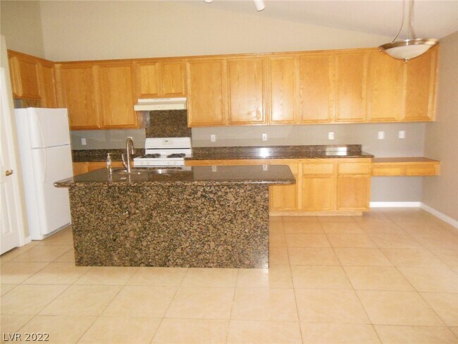 Foto del edificio - 1792 Clear River Falls Ln