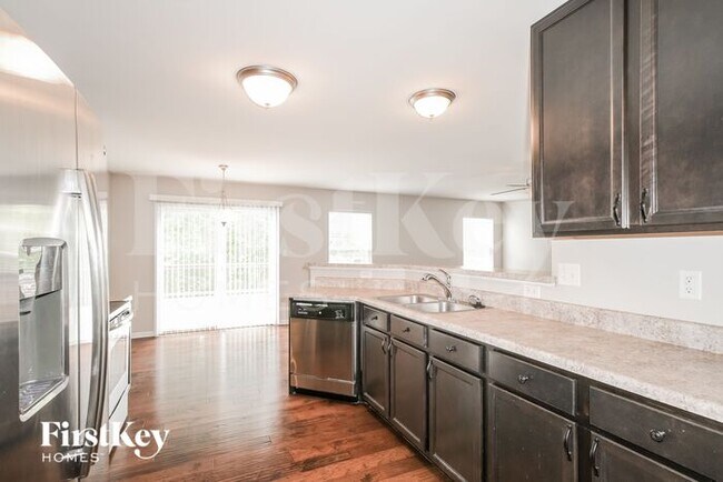 Building Photo - 455 Spring Trace
