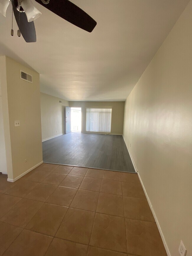 Building Photo - 4027 Coco Ave