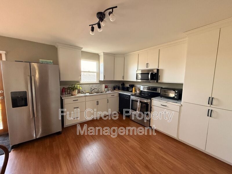 Foto principal - 115 Oak St