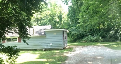 Building Photo - 356 Hacker Rd