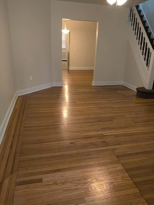 Foto del edificio - 6133 Elmwood Ave