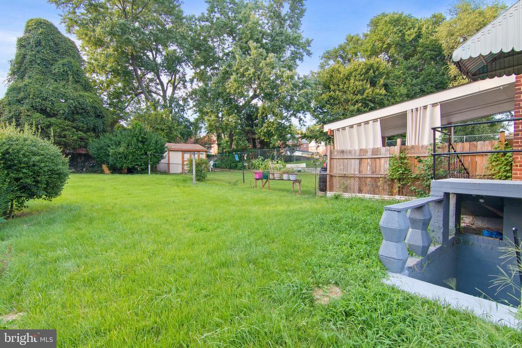 Primary Photo - 2022 Oliver St