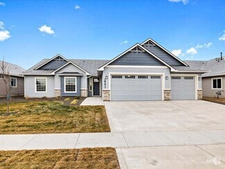Building Photo - 18273 N Treeline Ave