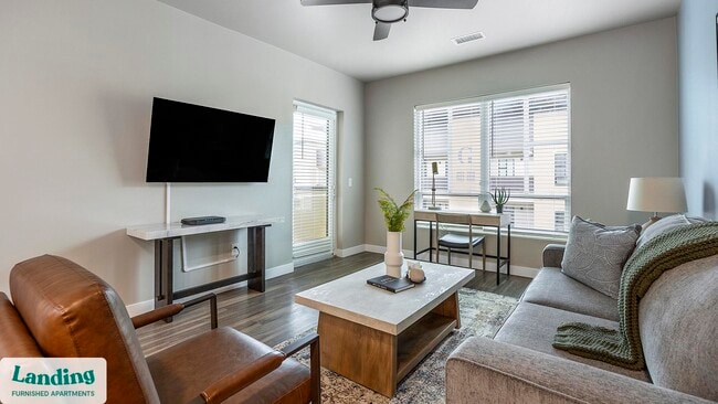 Foto del edificio - 2445 Estrella Pkwy