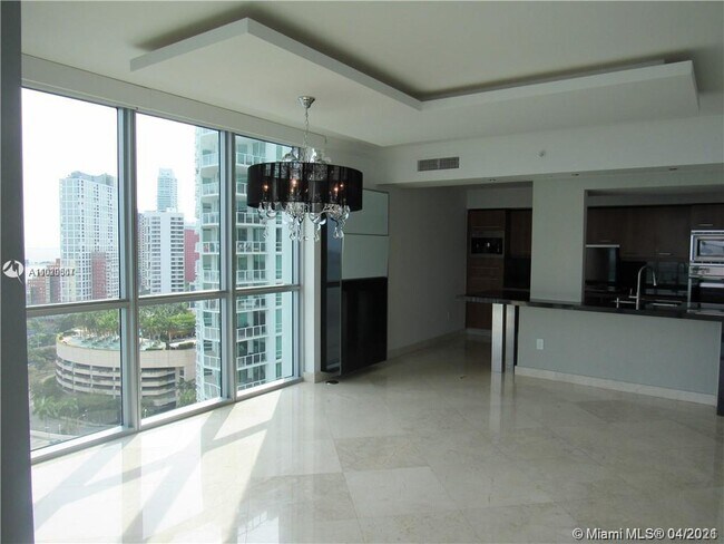 Building Photo - 1331 Brickell Bay Dr