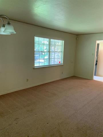 Building Photo - 8918 Sweetwater Dr